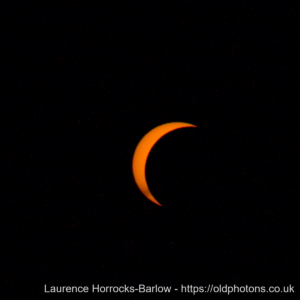 Thin crescent 20:11:04